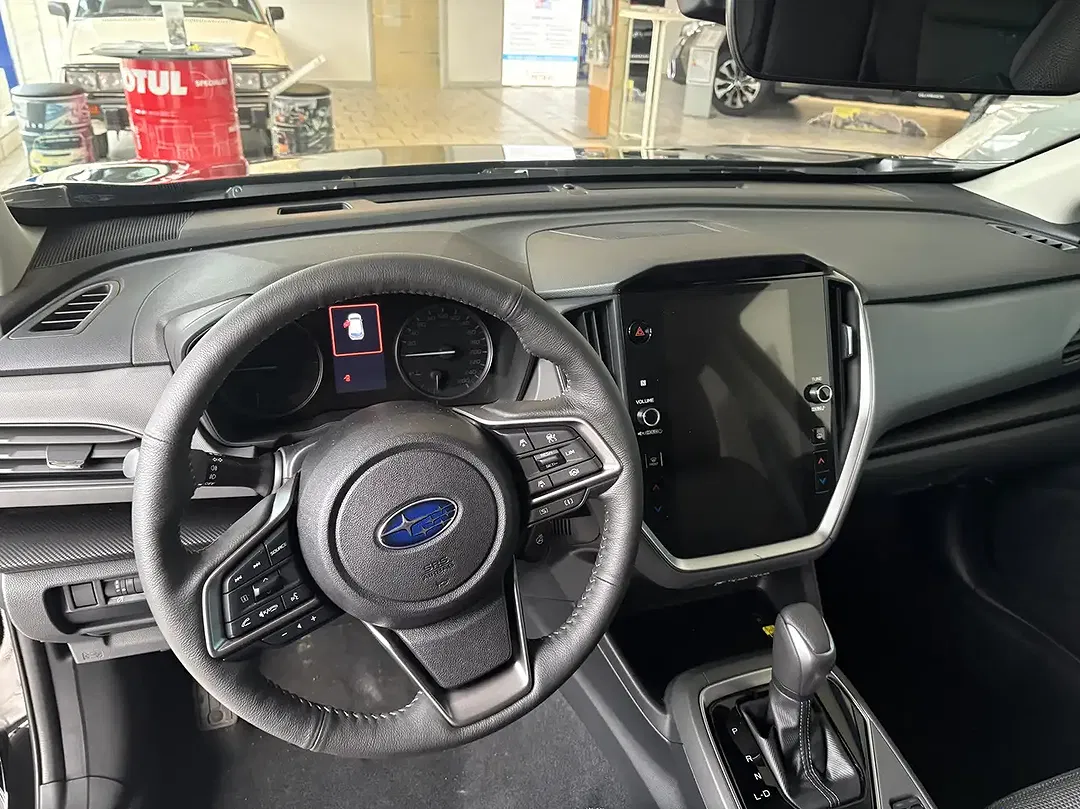 Subaru Crosstrek - Thumbnail 13