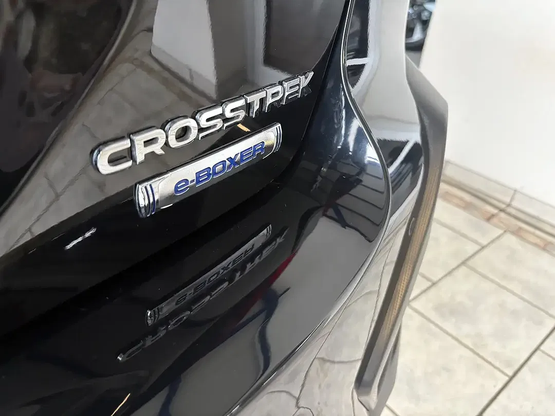 Subaru Crosstrek - Thumbnail 5