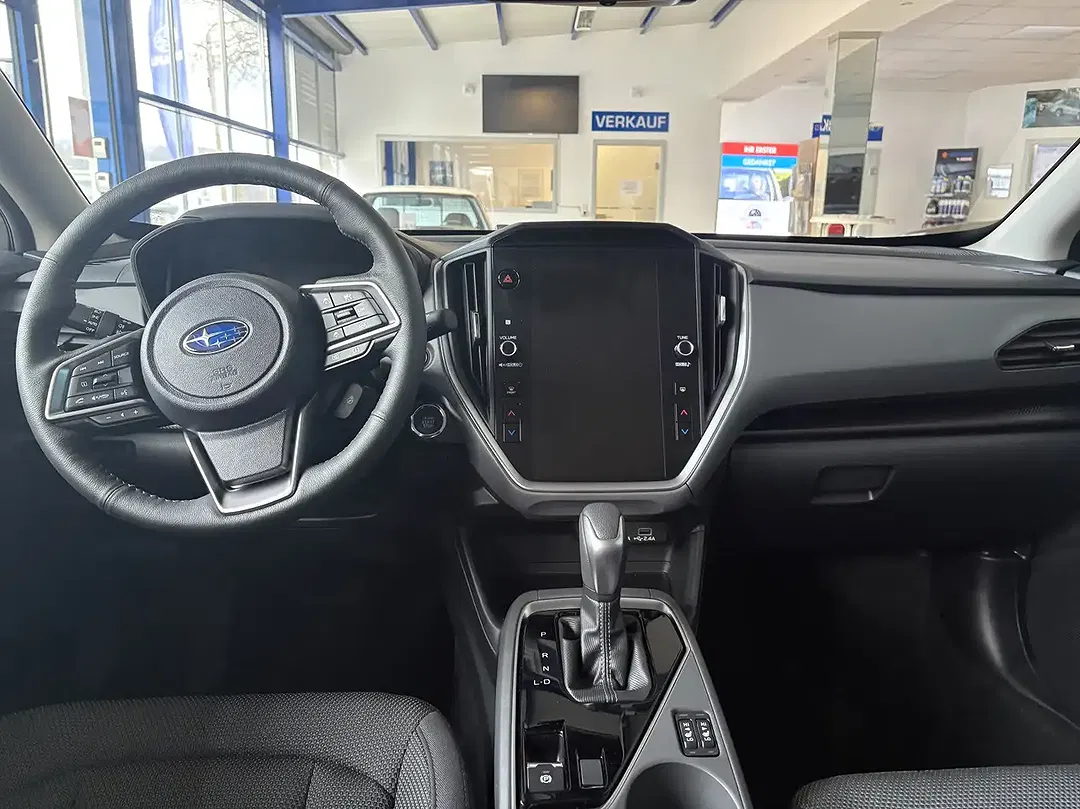 Subaru Crosstrek - Thumbnail 8