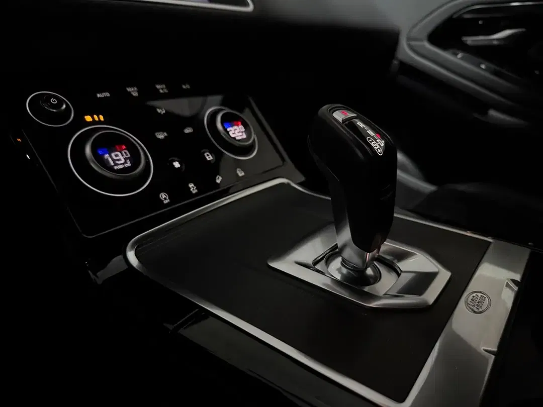 Land Rover Range Rover Evoque - Thumbnail 15