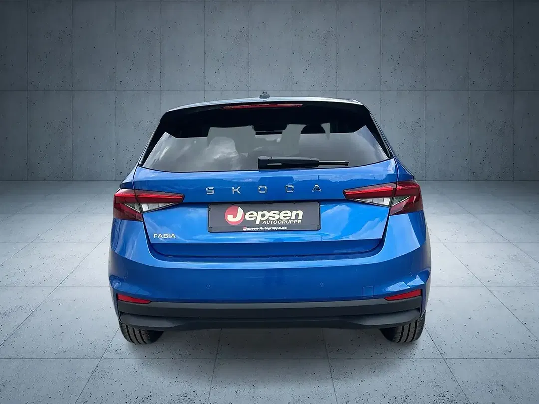 Skoda Fabia - Thumbnail 4