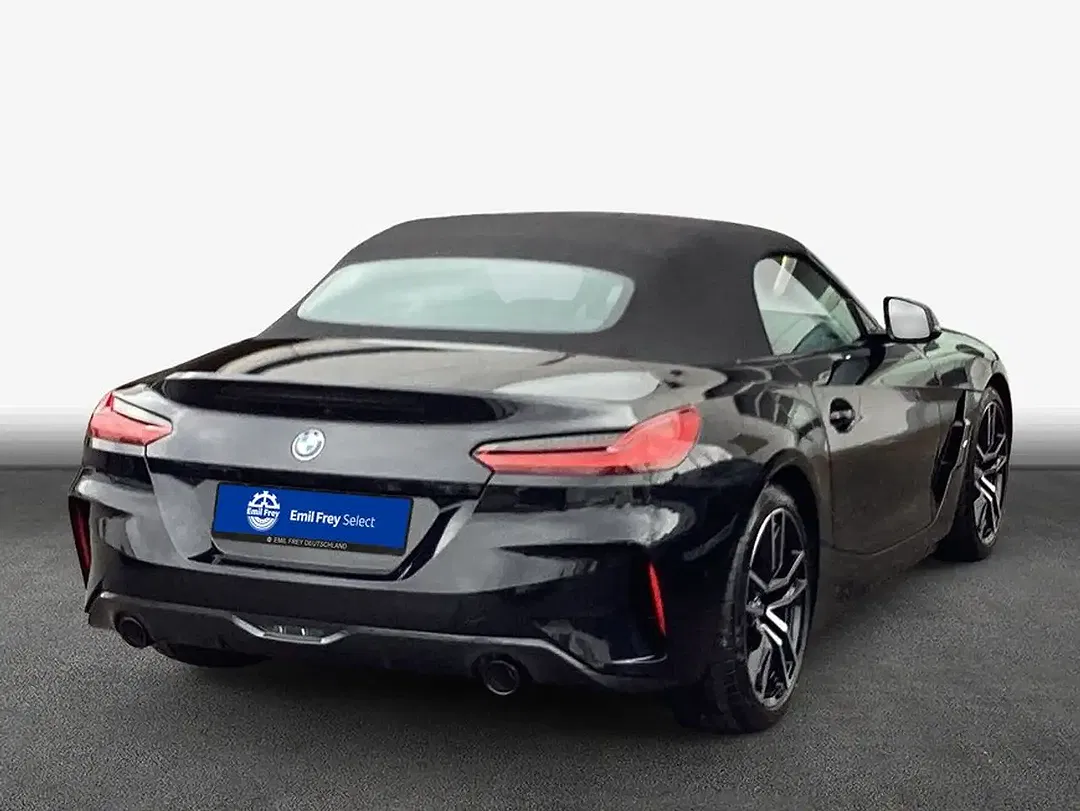BMW Z4 - Thumbnail 2