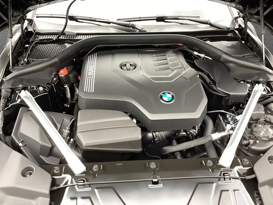 BMW Z4 - Thumbnail 9