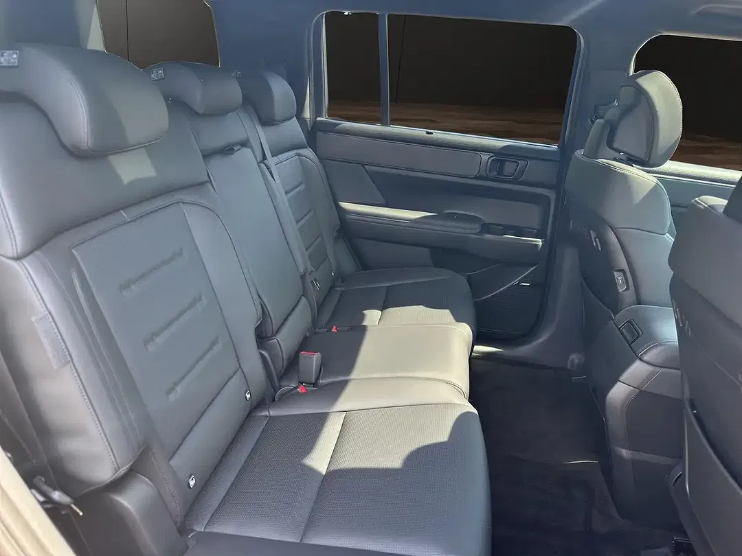 Hyundai SANTA FE - Thumbnail 13