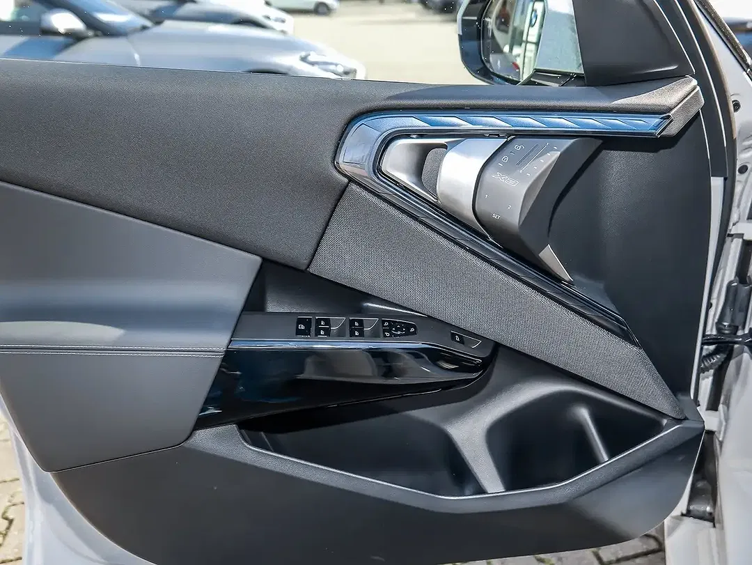 BMW X3 - Thumbnail 10