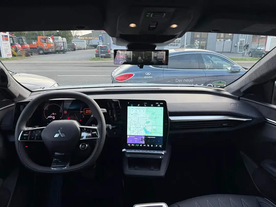 Mitsubishi Eclipse Cross - Thumbnail 12