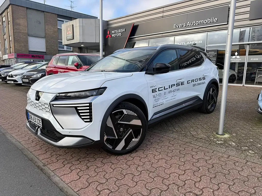 Mitsubishi Eclipse Cross - Thumbnail 2