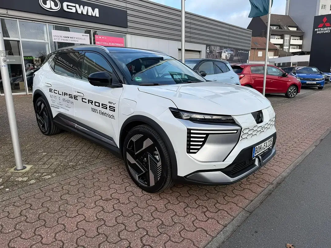 Mitsubishi Eclipse Cross - Thumbnail 4