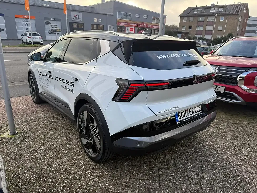 Mitsubishi Eclipse Cross - Thumbnail 7