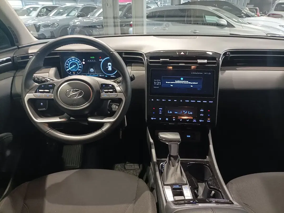 Hyundai TUCSON - Thumbnail 9