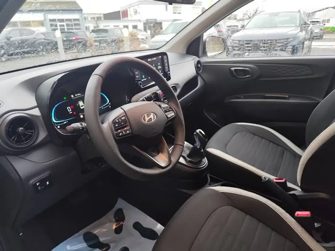 Hyundai i10 - Thumbnail 7