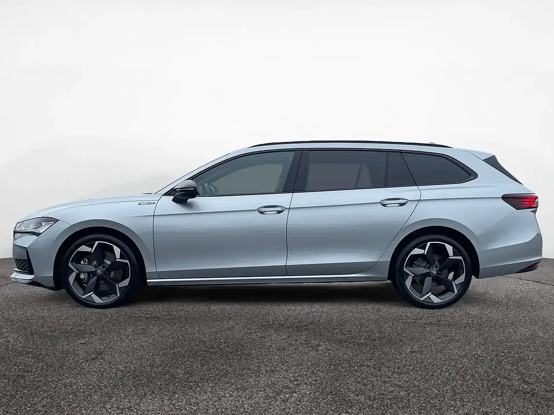 Skoda Superb - Thumbnail 3