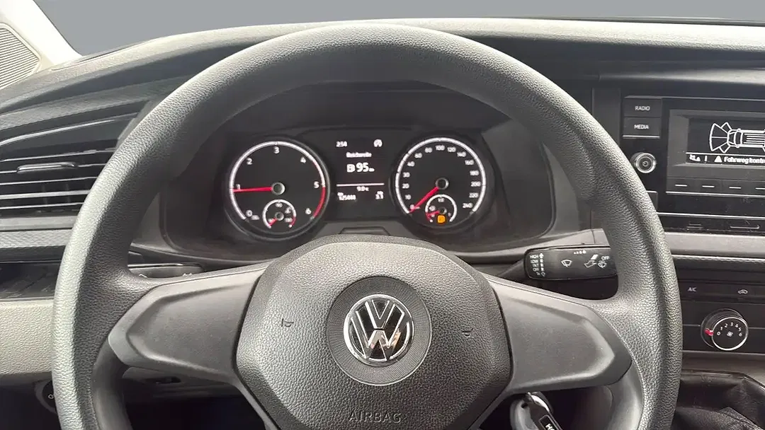 Volkswagen Transporter - Thumbnail 13