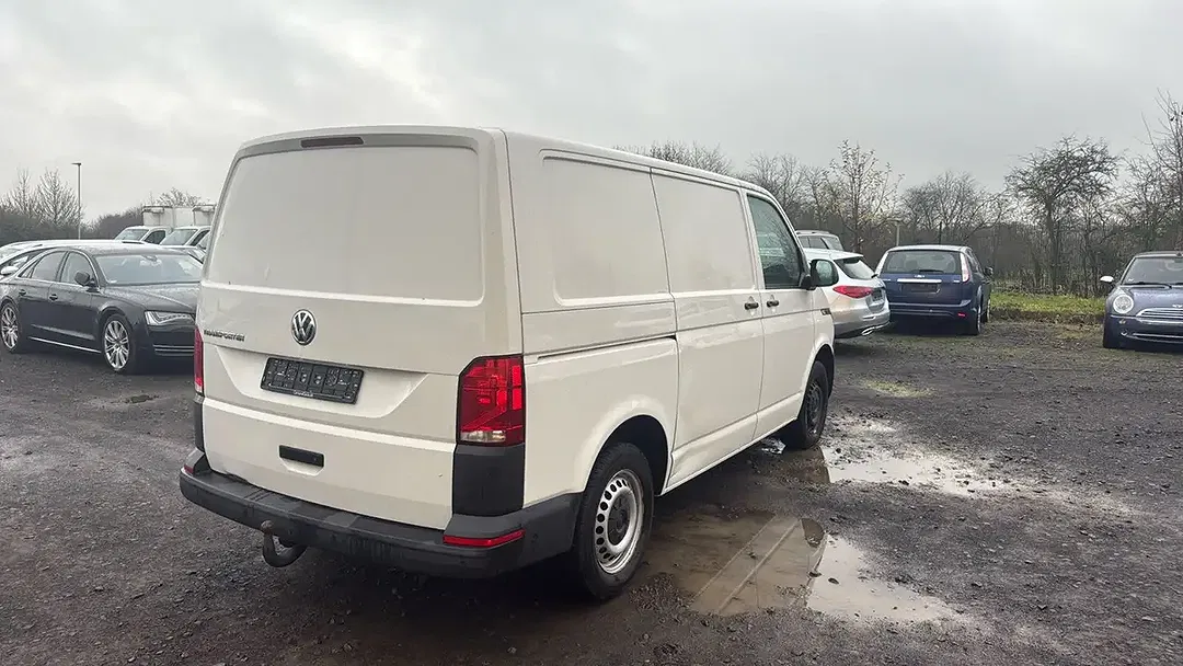 Volkswagen Transporter - Thumbnail 17