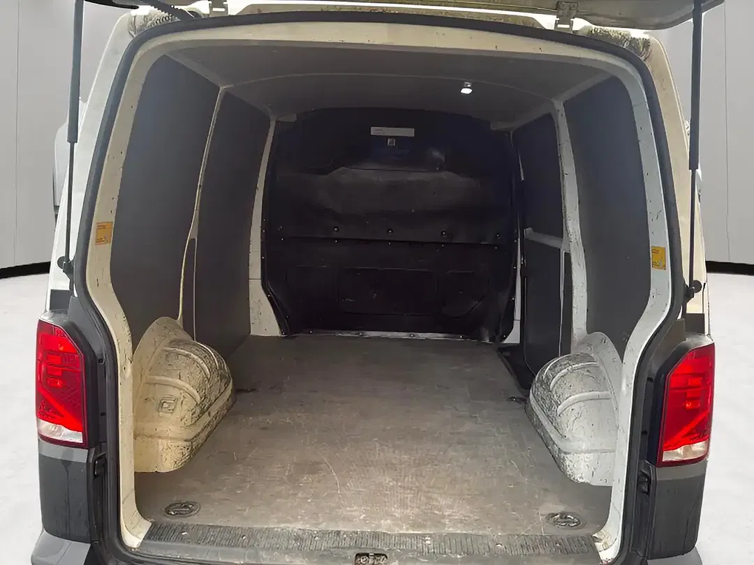 Volkswagen Transporter - Thumbnail 19