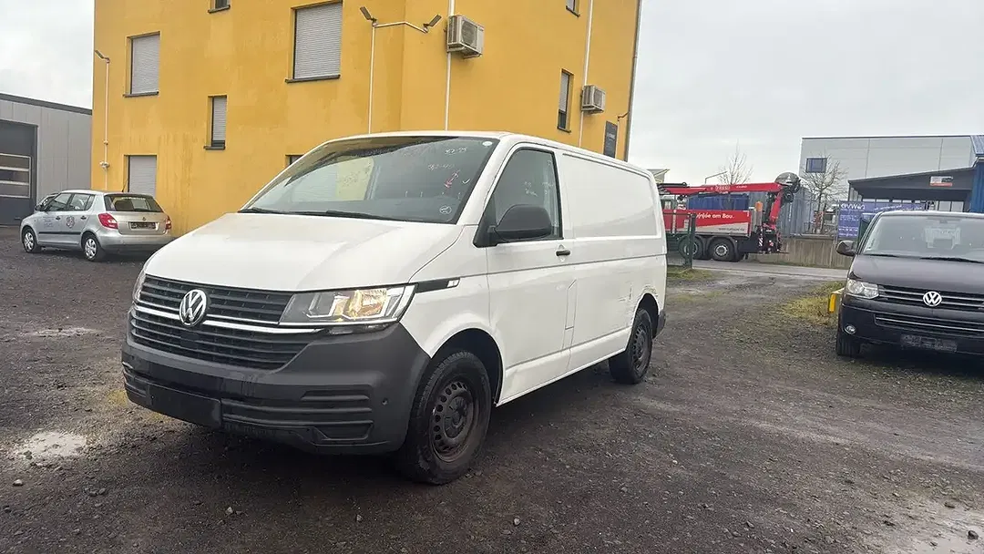 Volkswagen Transporter - Thumbnail 5