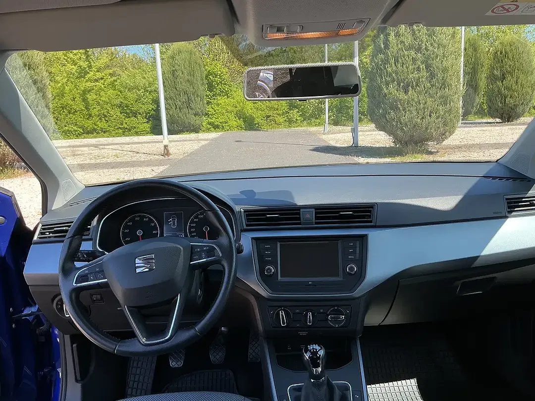 SEAT Arona - Thumbnail 11