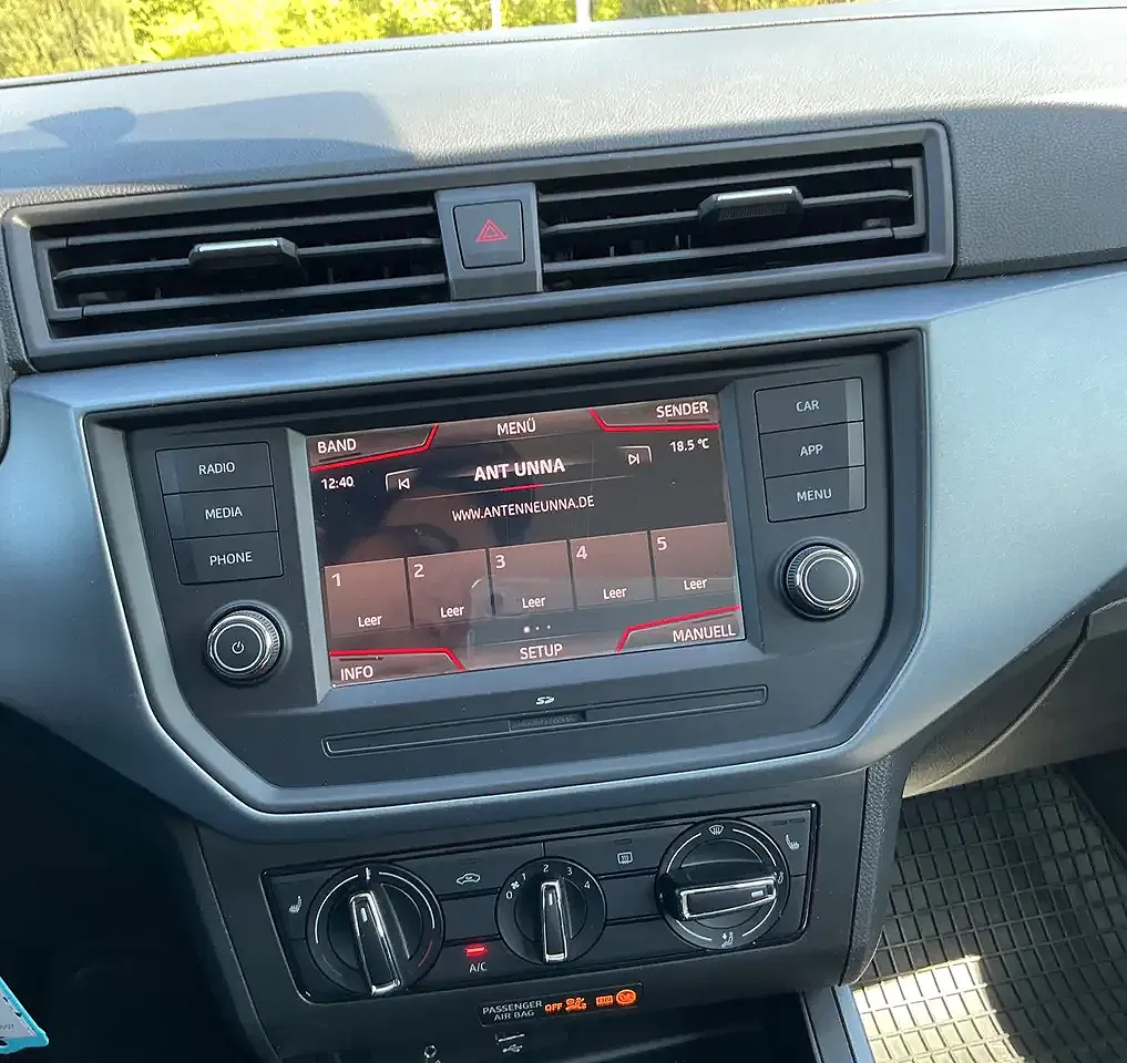 SEAT Arona - Thumbnail 13