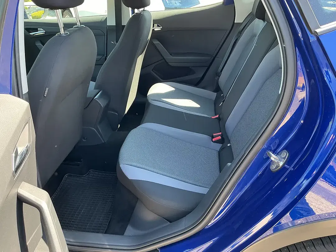 SEAT Arona - Thumbnail 9