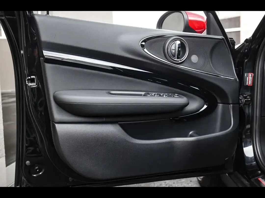 MINI Cooper Clubman - Thumbnail 8