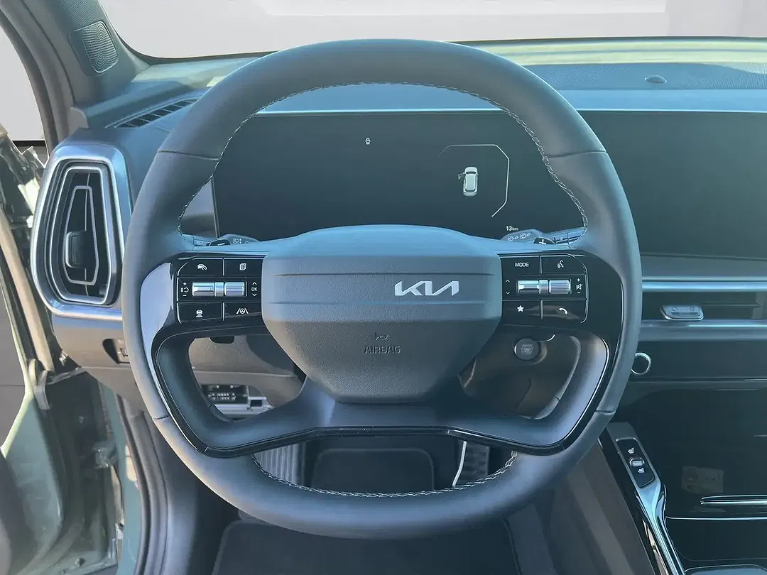 Kia Sorento - Thumbnail 10