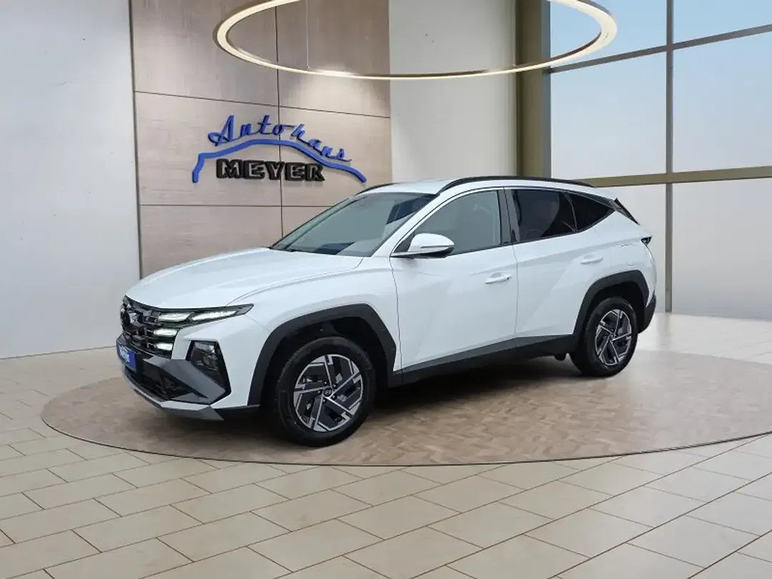 Hyundai TUCSON - Thumbnail 1