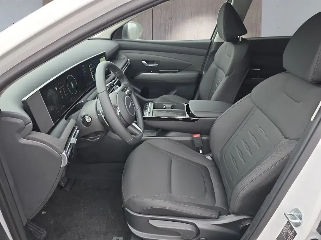 Hyundai TUCSON - Thumbnail 10