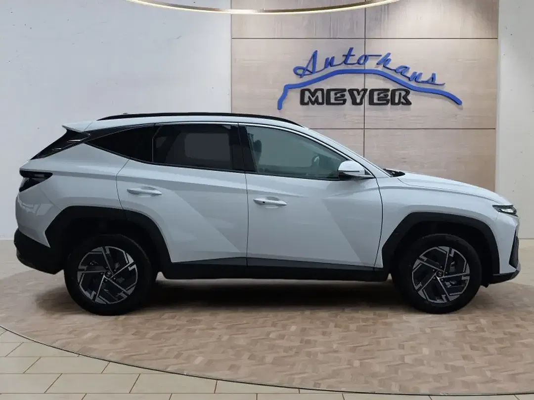 Hyundai TUCSON - Thumbnail 6