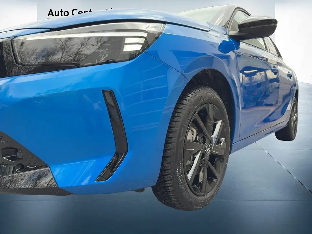 Opel Corsa - Thumbnail 3