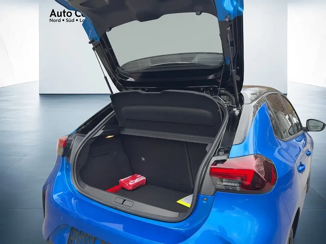 Opel Corsa - Thumbnail 4