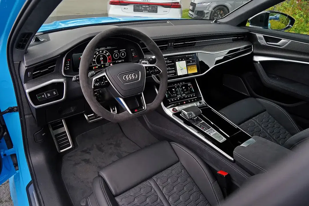 Audi RS6 - Thumbnail 11