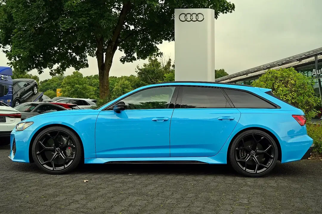 Audi RS6 - Thumbnail 6