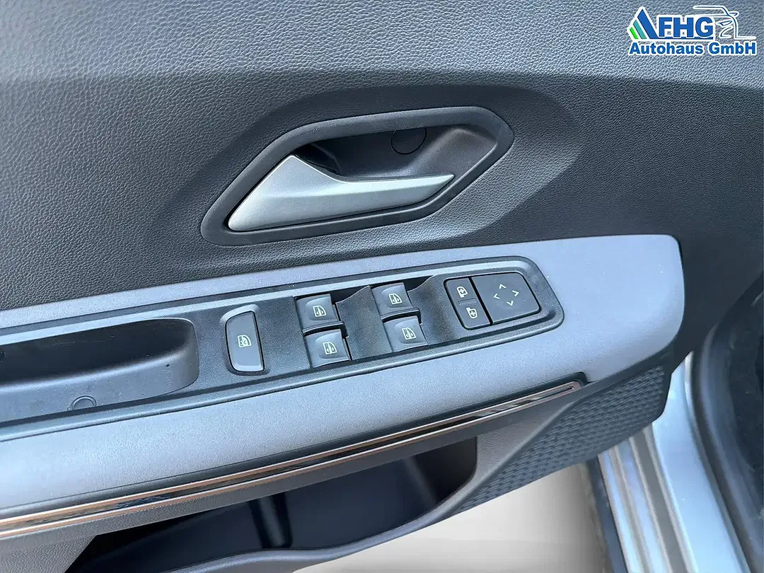 Dacia Sandero - Thumbnail 14