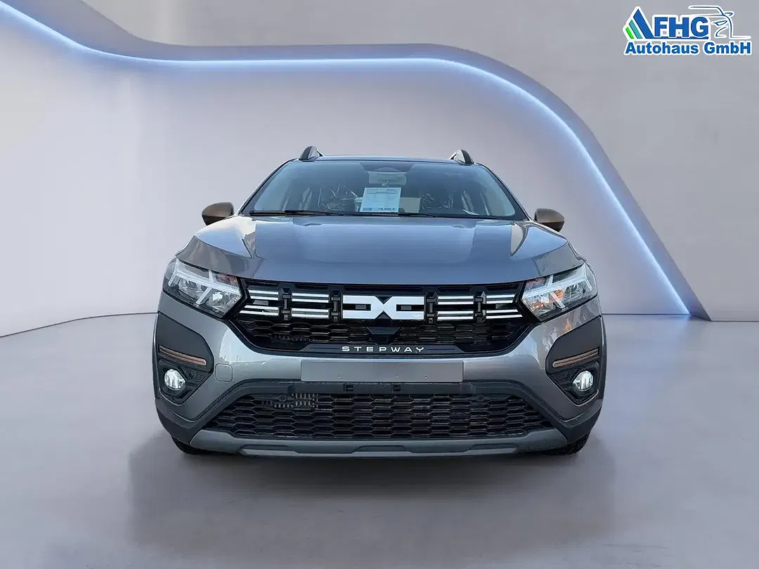 Dacia Sandero - Thumbnail 2