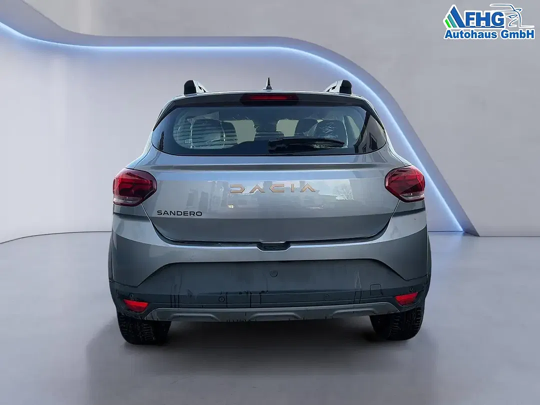 Dacia Sandero - Thumbnail 5
