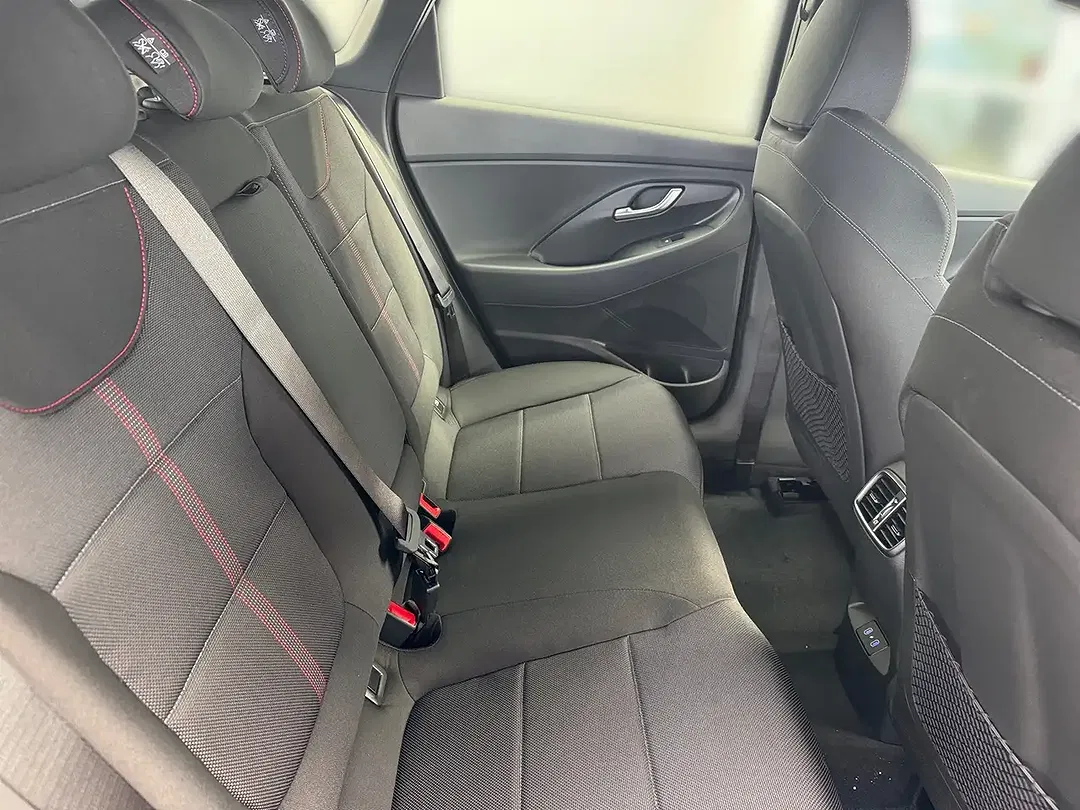 Hyundai i30 - Thumbnail 8