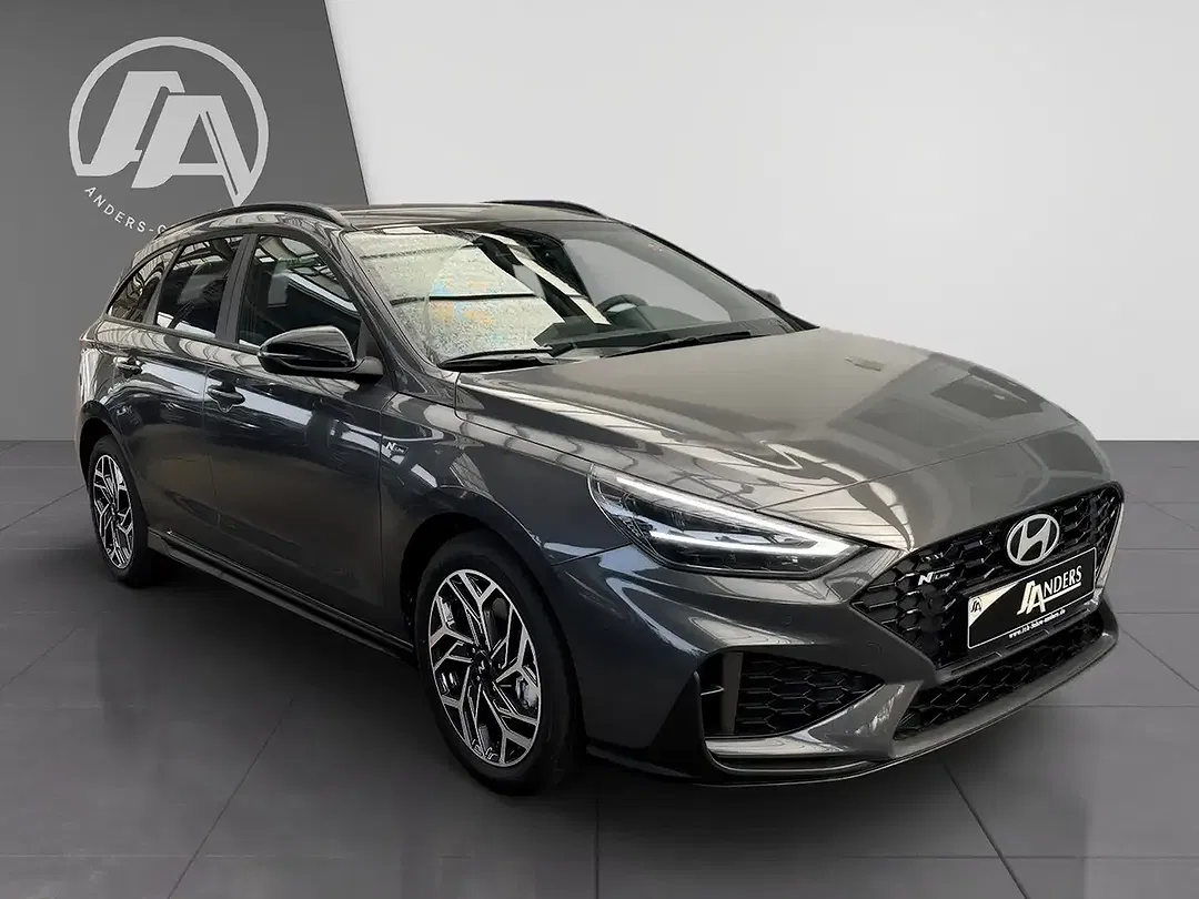 Hyundai i30 - Thumbnail 1