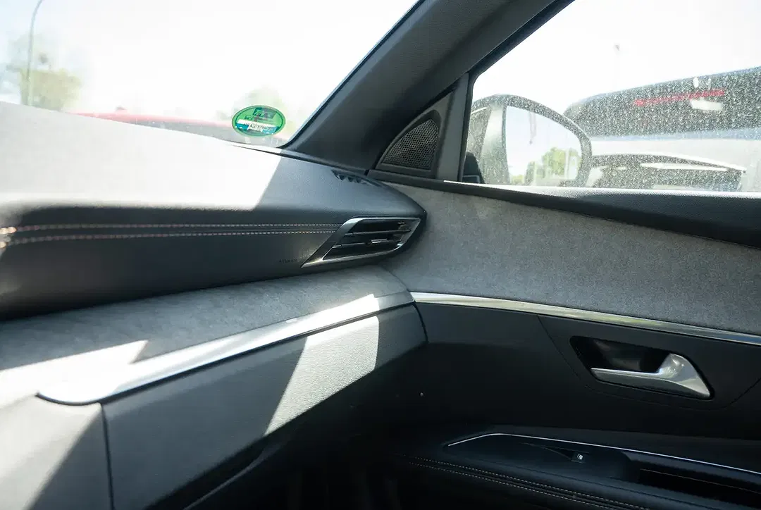Peugeot 3008 - Thumbnail 12