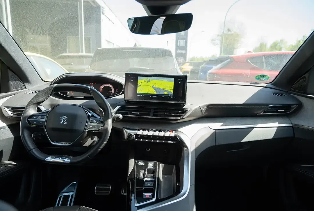 Peugeot 3008 - Thumbnail 5