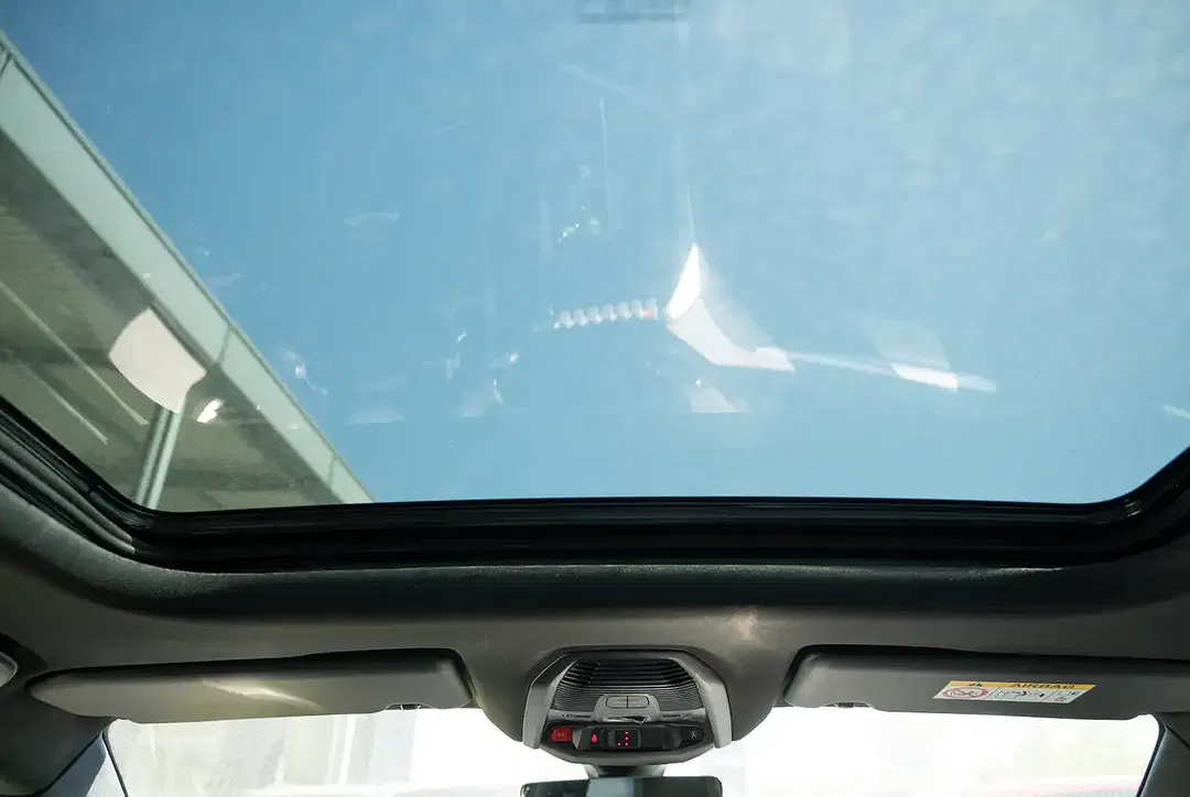 Peugeot 3008 - Thumbnail 6