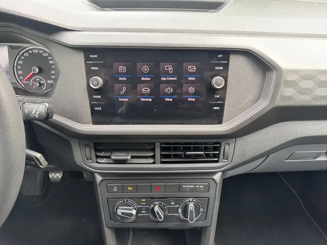 Volkswagen T-Cross - Thumbnail 17