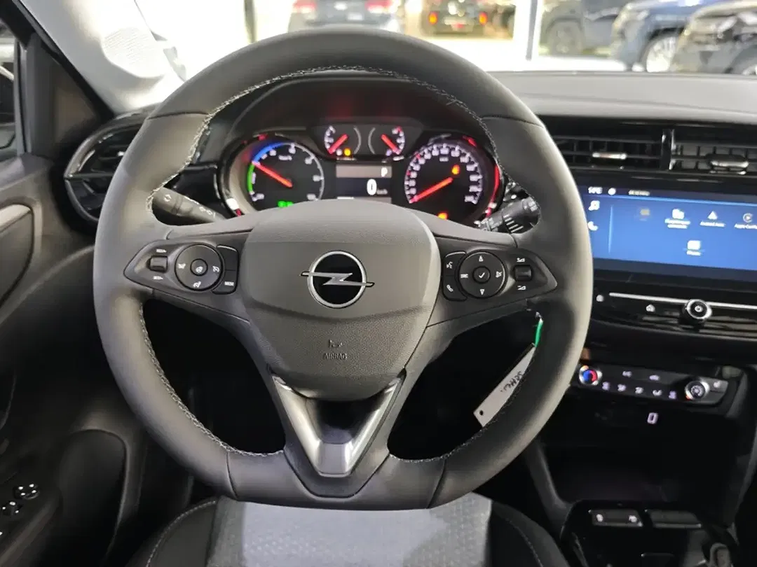 Opel Corsa - Thumbnail 12