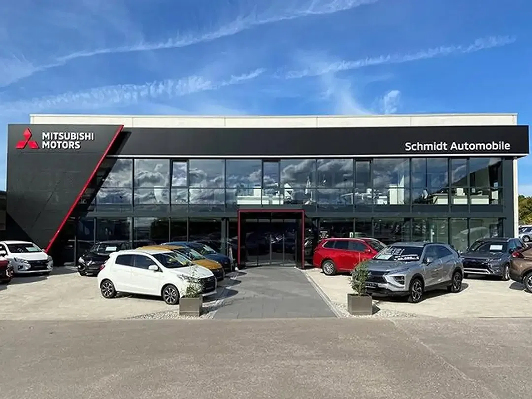 Mitsubishi Outlander - Thumbnail 13