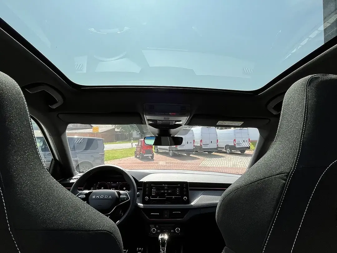Skoda Kamiq - Thumbnail 9