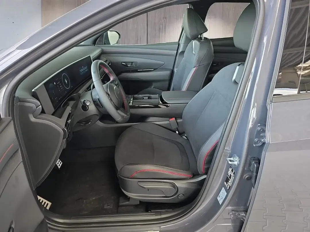 Hyundai TUCSON - Thumbnail 9