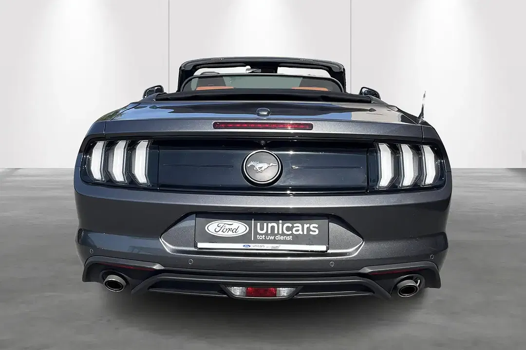 Ford Mustang - Thumbnail 9