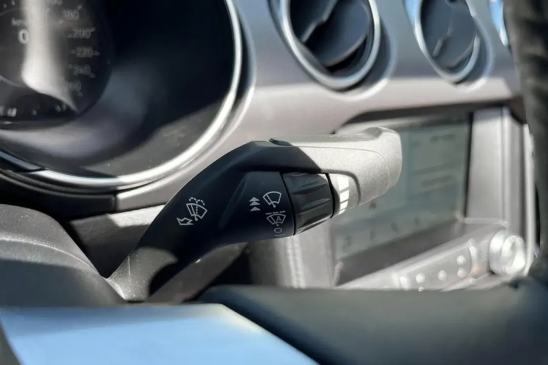 Ford Mustang - Thumbnail 19