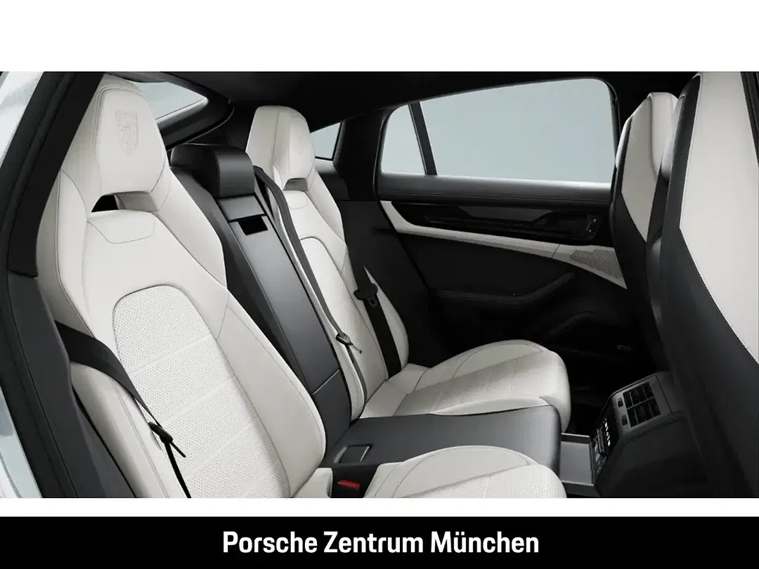 Porsche Panamera - Thumbnail 11