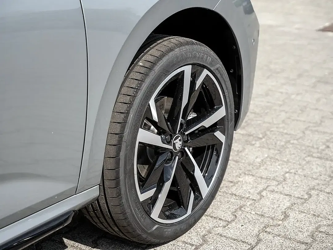 Skoda Kamiq - Thumbnail 5
