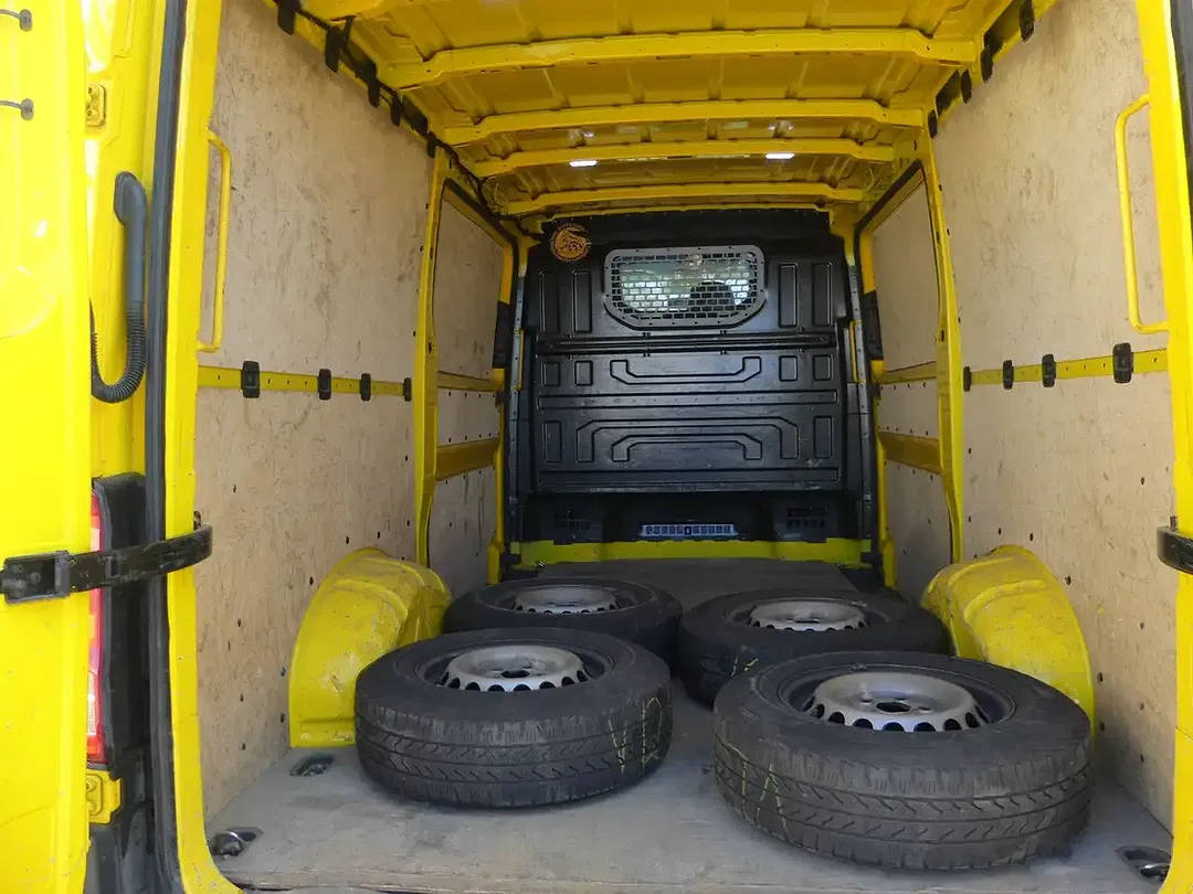 Volkswagen Crafter - Thumbnail 12